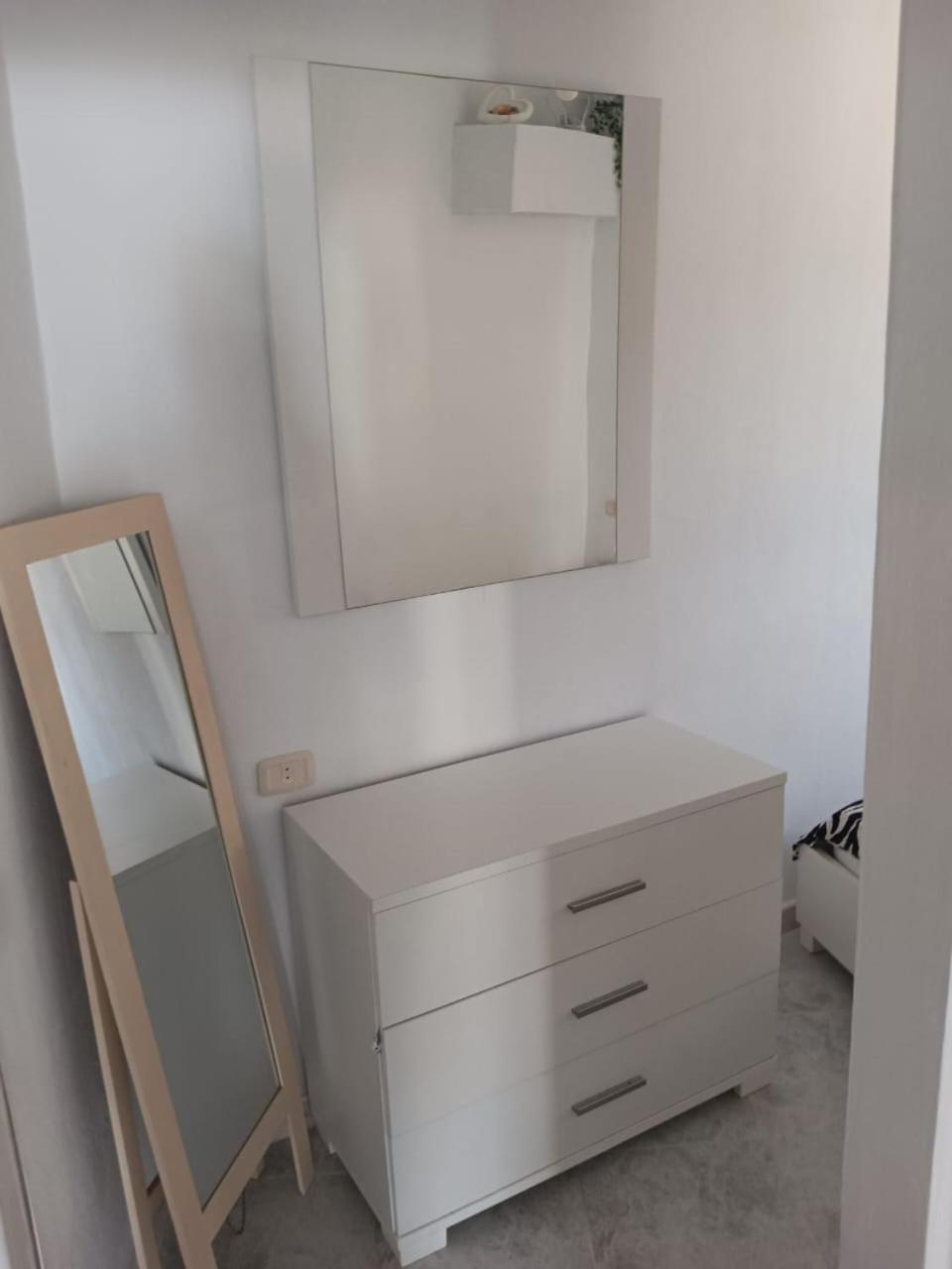 Ain Draham Sejour 1, Appartement Deux Pieces, Prive,Seulement Familles!!! Netflix, Youtube Eksteriør billede